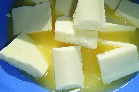 Нежный десерт с белым шоколадом и ликёром бейлиз: шаг 4