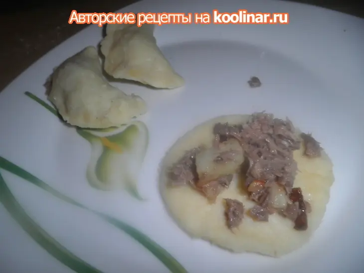 Пирожки из заварного теста с языком и картошкой: шаг 2