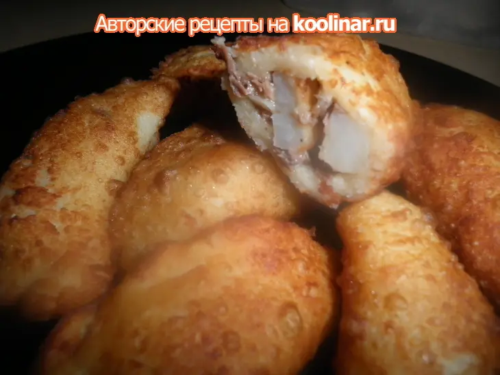 Пирожки из заварного теста с языком и картошкой: шаг 3