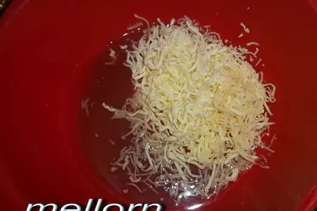 Томатно-сырное печенье с кунжутом: шаг 1