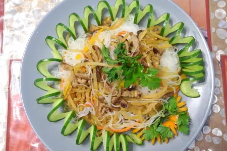 Фунчоза с редькой и говядиной: шаг 1