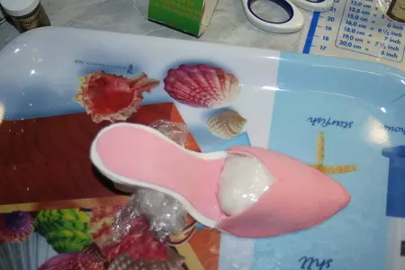 Туфелька из  желатиновой мастики: шаг 4