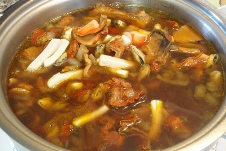 Азиатский суп с грибами и всякими гадами: шаг 5