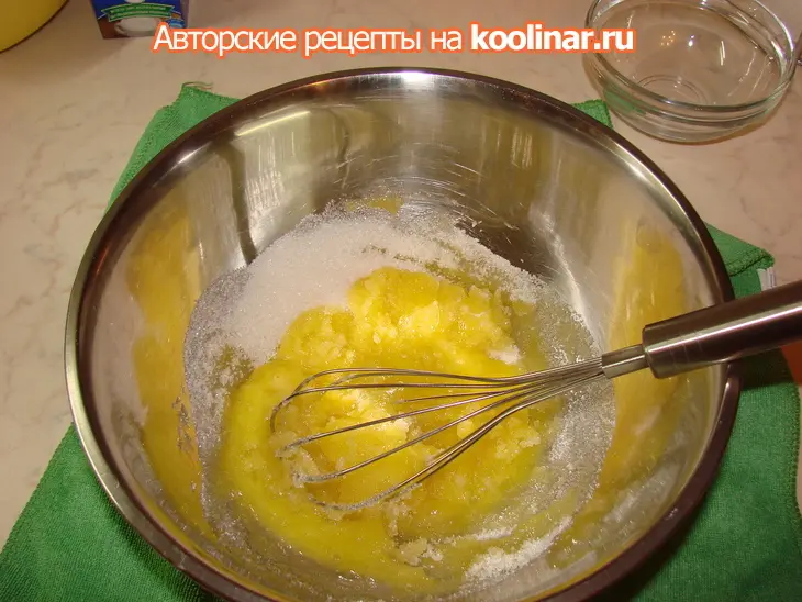 Фисташково-жимолостное мороженное в виде полена: шаг 2
