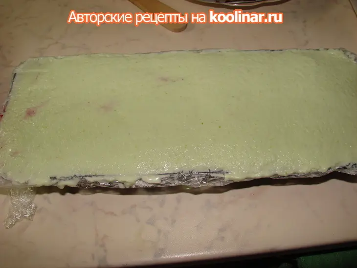 Фисташково-жимолостное мороженное в виде полена: шаг 18