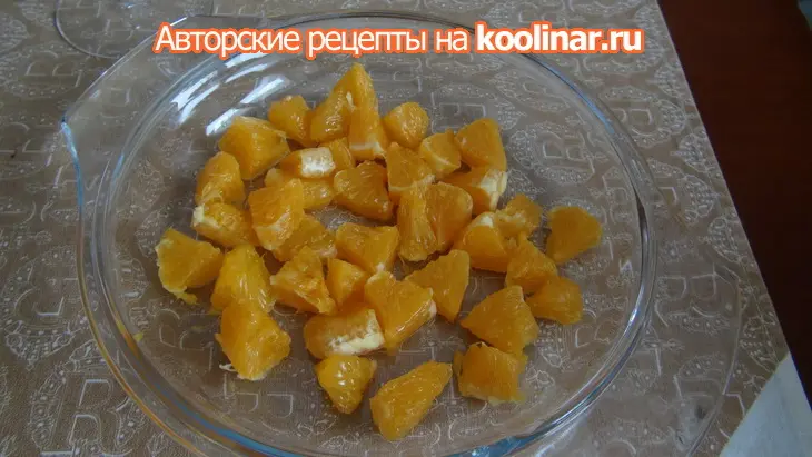 Желейный апельсиновый коктейль с красной смородиной: шаг 2