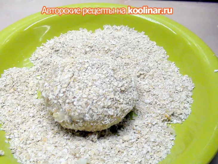 Рыбные котлеты из трески с геркулесом и варёными яйцами. для прекрасной именинницы светочки svett66.: шаг 6