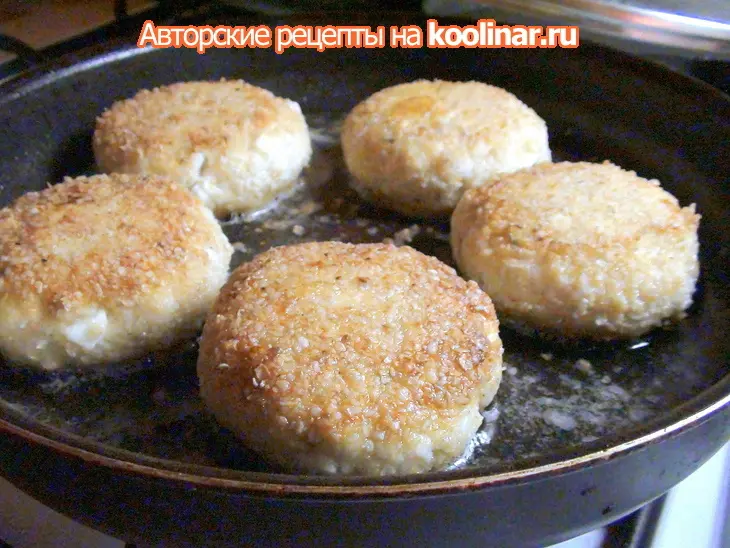 Рыбные котлеты из трески с геркулесом и варёными яйцами. для прекрасной именинницы светочки svett66.: шаг 7