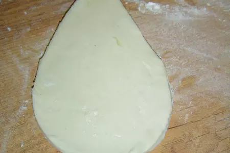Слойки с грушами и орехами.: шаг 3