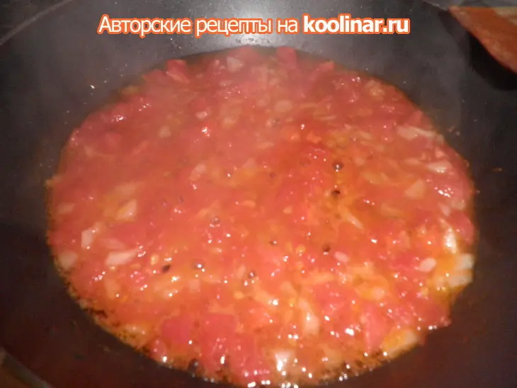 Гренки чесночные с помидорами и беконом: шаг 2