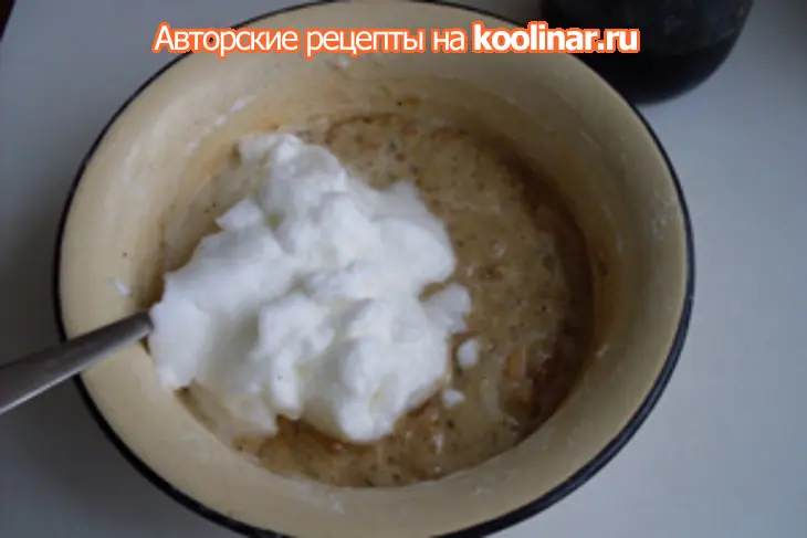 Абрикосово- бисквитный пирог: шаг 4