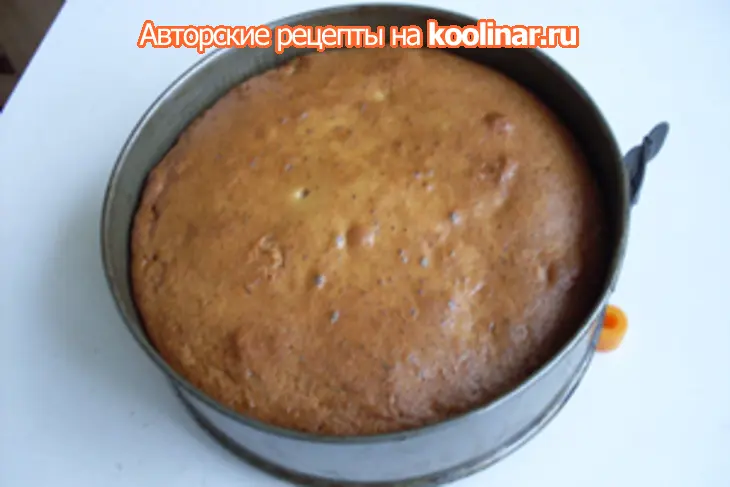 Абрикосово- бисквитный пирог: шаг 7