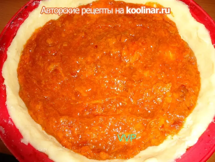 Пирог с яично-сливочной заливкой: шаг 1