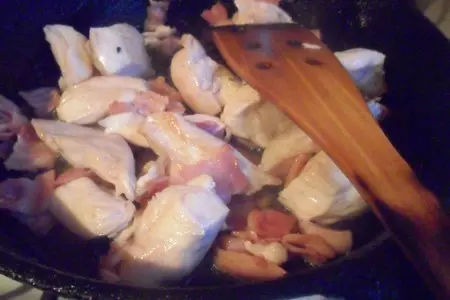 Пенне с курицей в сливочном соусе: шаг 2
