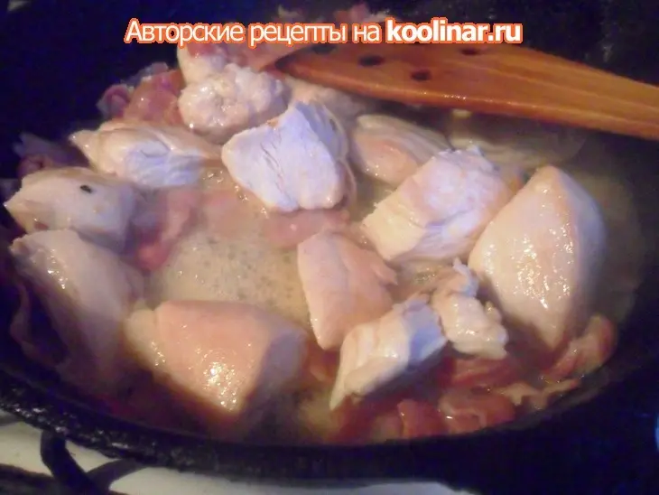 Пенне с курицей в сливочном соусе: шаг 3