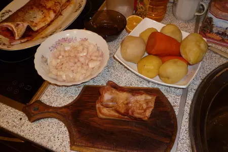 Горбуша фаршированая копченой грудинкой: шаг 2