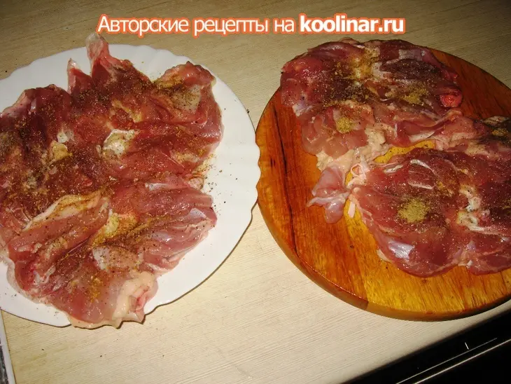 Куриные рулетики с адыгейским сыром: шаг 3