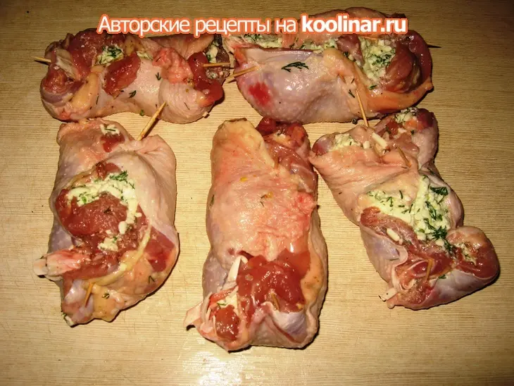Куриные рулетики с адыгейским сыром: шаг 10