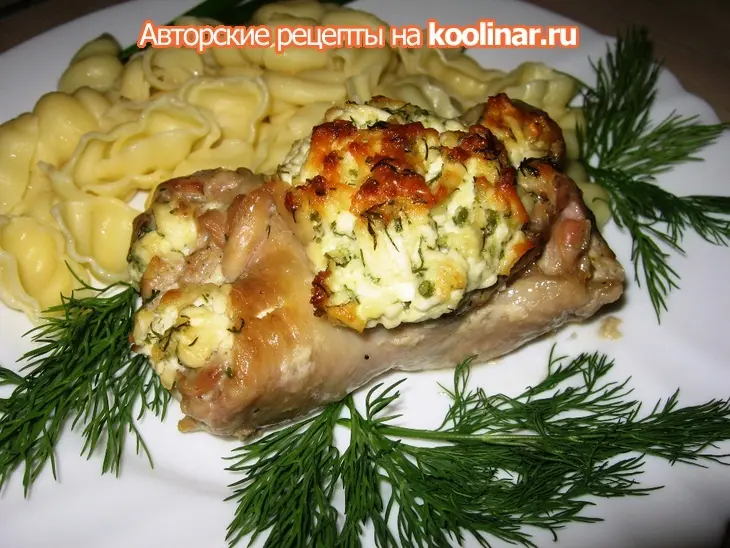 Куриные рулетики с адыгейским сыром: шаг 12