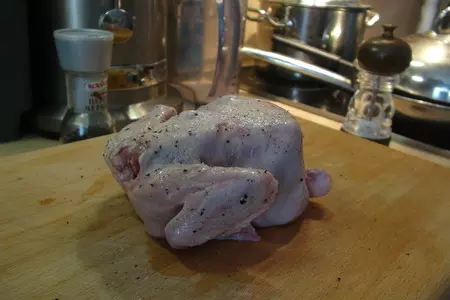 Перепела, фаршированные гречкой с белыми грибами, маскарпоне и розмарином (моя первая дуэль): шаг 2