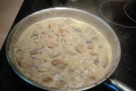 Перепела, фаршированные гречкой с белыми грибами, маскарпоне и розмарином (моя первая дуэль): шаг 8
