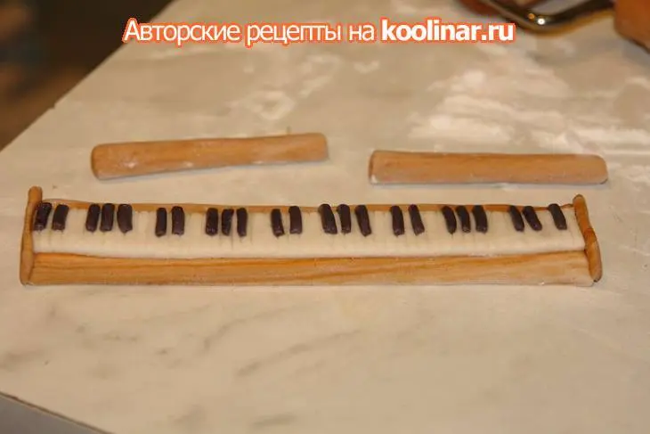 Торт "пианино" для моей талантливой крестницы кристины: шаг 2