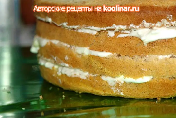 Торт "белоснежка и семь гномов": шаг 2