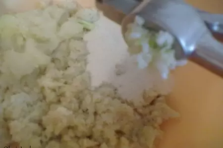 Мягкие,хрустящие,а главное...постные котлеты))): шаг 6