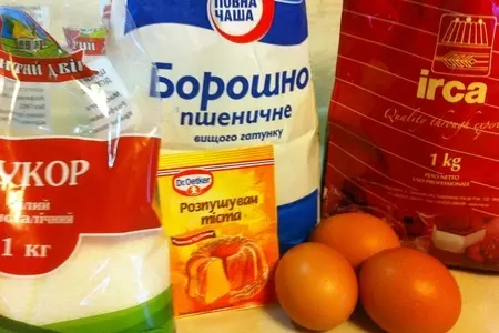 Шоколадный торт с молочно-клубничным желе: шаг 3