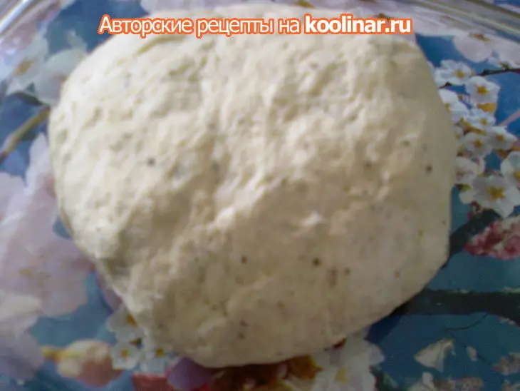Ароматные постные лепёшки с чесноком и прованскими травками: шаг 2