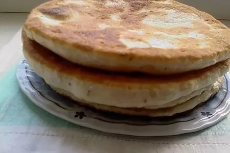 Ароматные постные лепёшки с чесноком и прованскими травками: шаг 5