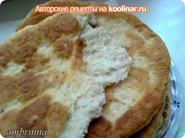 Ароматные постные лепёшки с чесноком и прованскими травками: шаг 8