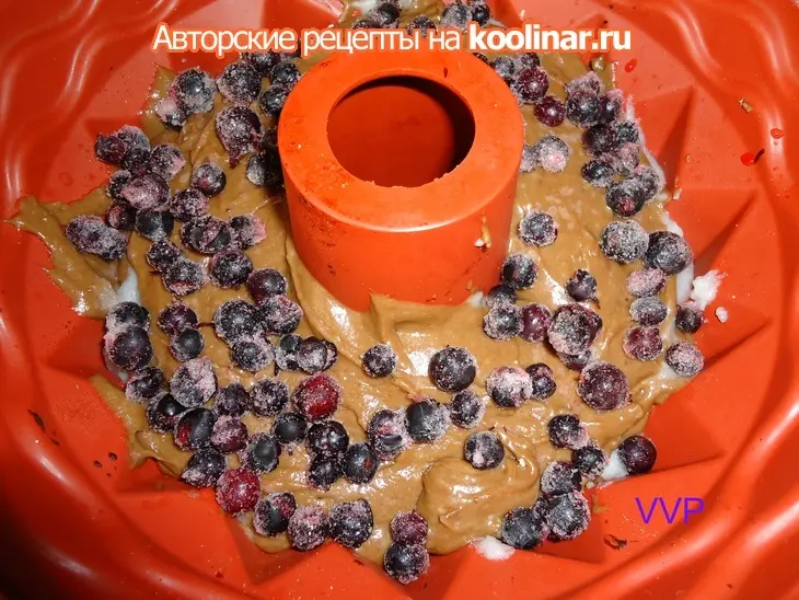Шоколадный кекс с заварным кремом: шаг 4