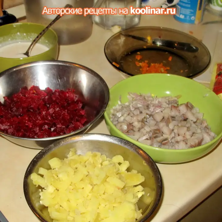 Селедка под шубой (желатиновая): шаг 1