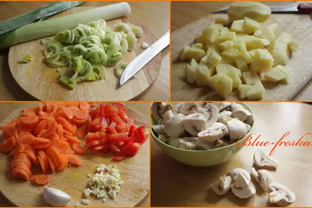 Сливочно-сырный суп с сёмгой и шампиньонами.: шаг 1