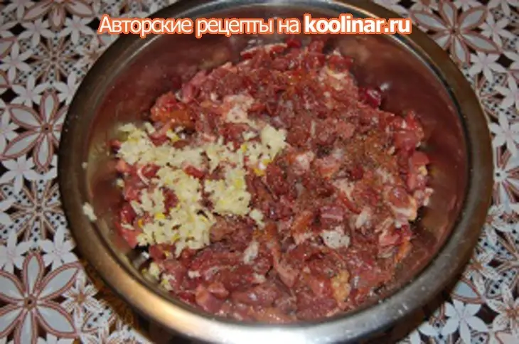 Гусиные шейки фаршированные "мозаика": шаг 4