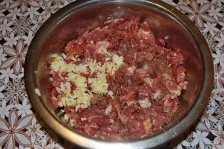 Гусиные шейки фаршированные "мозаика": шаг 4