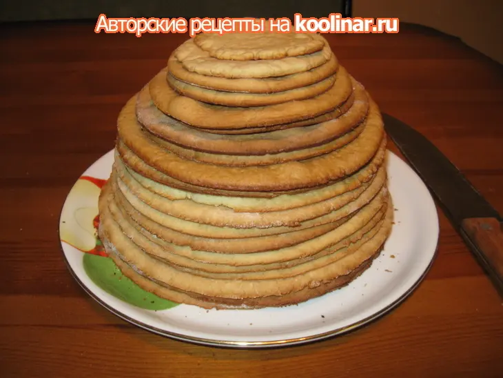 Медовый торт-кукла "дуняша": шаг 4