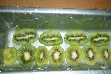 Медовый мусс с киви (mousse di miele ai kiwi): шаг 9
