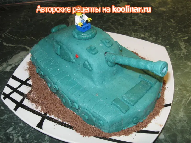 Торт-танк на 23 февраля: шаг 2