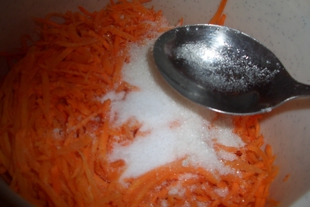 Острый морковный салат: шаг 2