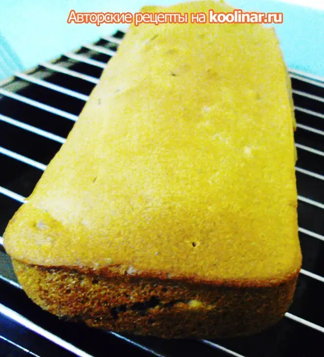 Кофейный кекс с черносливом и орехами.: шаг 5