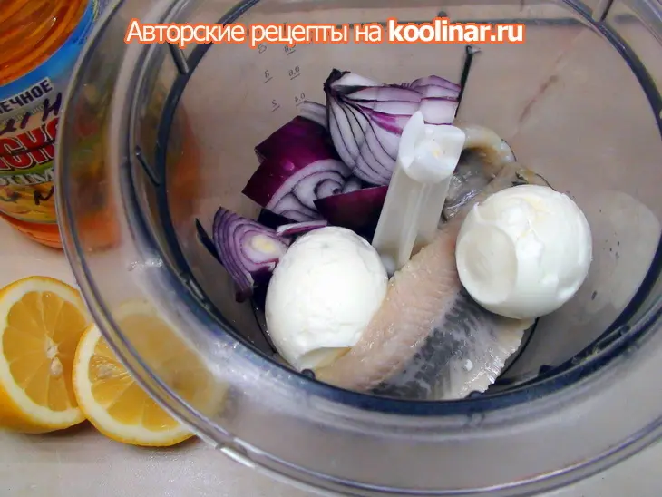 Селёдочный салат на тостах, к утреннему чаю!: шаг 1
