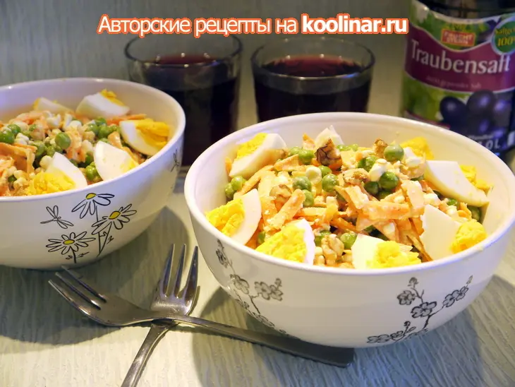 Морковный салат с зеленым горошком и зернистым творогом: шаг 5