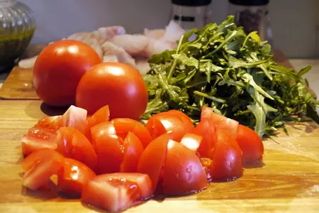 Паста с жареной рыбой, руколой и мятно-лимонным песто: шаг 3