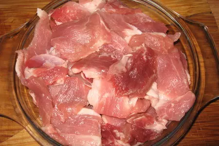 Слоёный салат с мясом: шаг 1