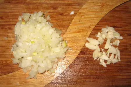 Слоёный салат с мясом: шаг 3