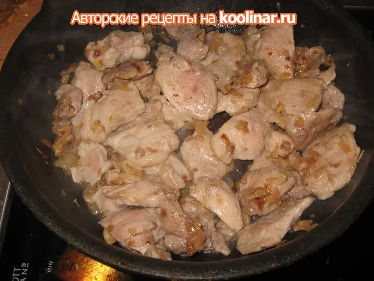 Слоёный салат с мясом: шаг 5