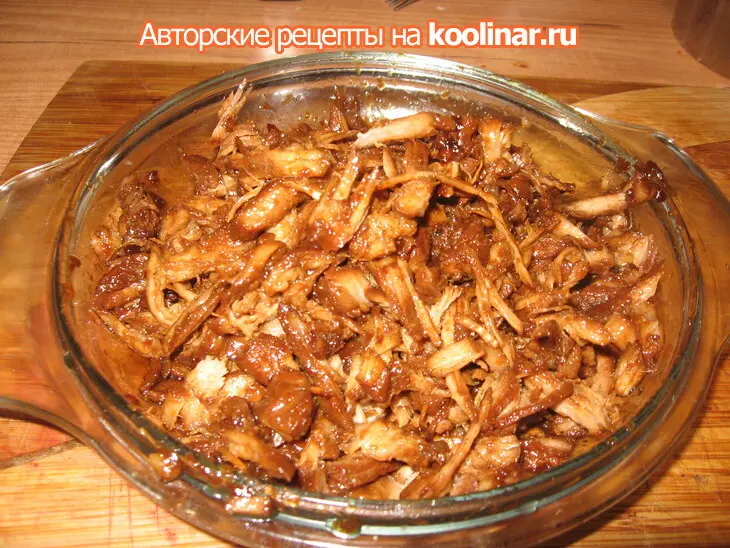 Слоёный салат с мясом: шаг 9
