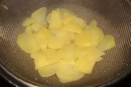 Слоёный салат с мясом: шаг 10